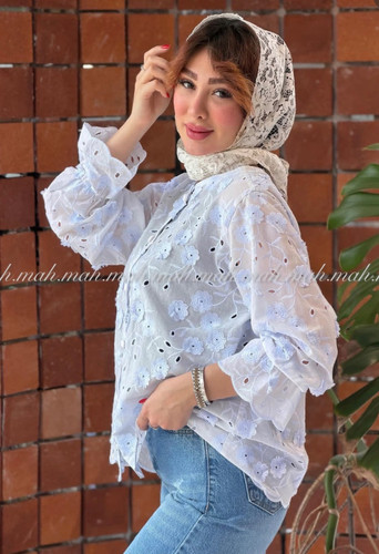 شومیز گلبرجسته برند ماه